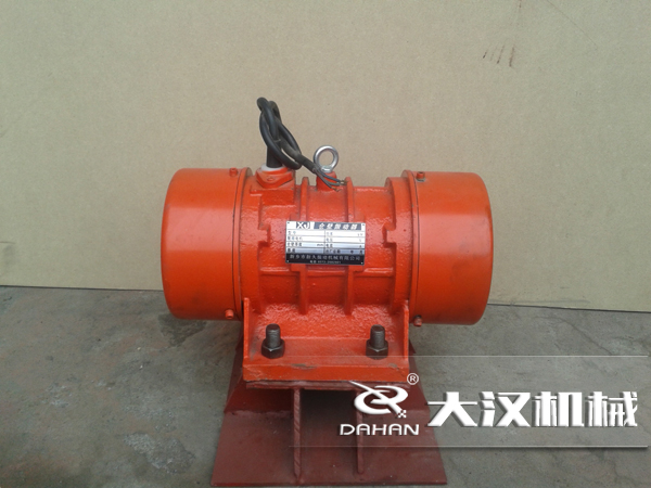 倉壁振動器 倉壁振動器